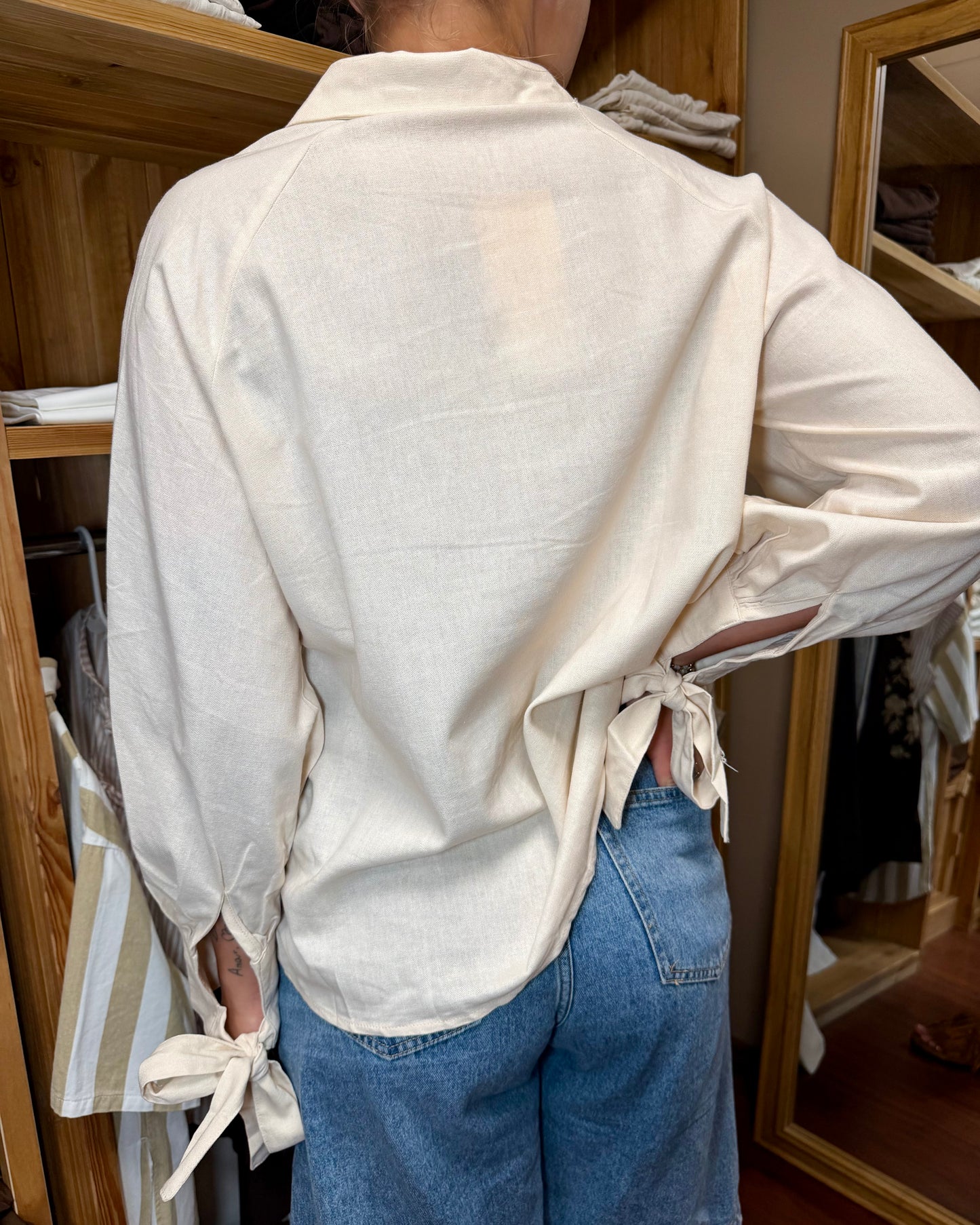 Chemise à noeud